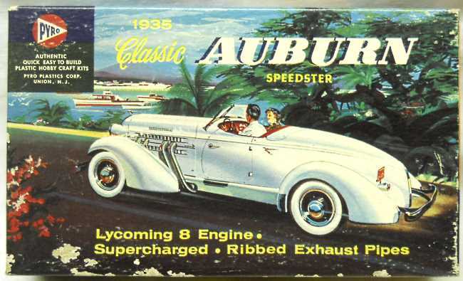 Pyro 1/25 Auburn 1935 Supercharged 851 Boattail Speedster, 331-98 plastic model kit